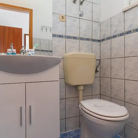 דירה By The Sea Duce, - 13694 *