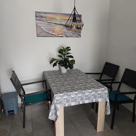 By The Sea Duce, - 13694 אומיס